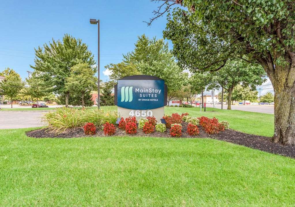 Birch Hills Suites - Blue Ash Exterior foto